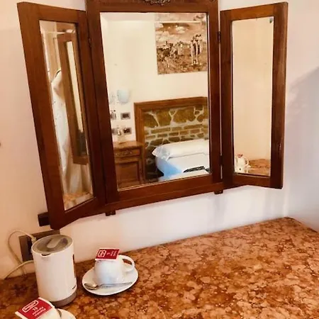 Bed and Breakfast Optimus 4*